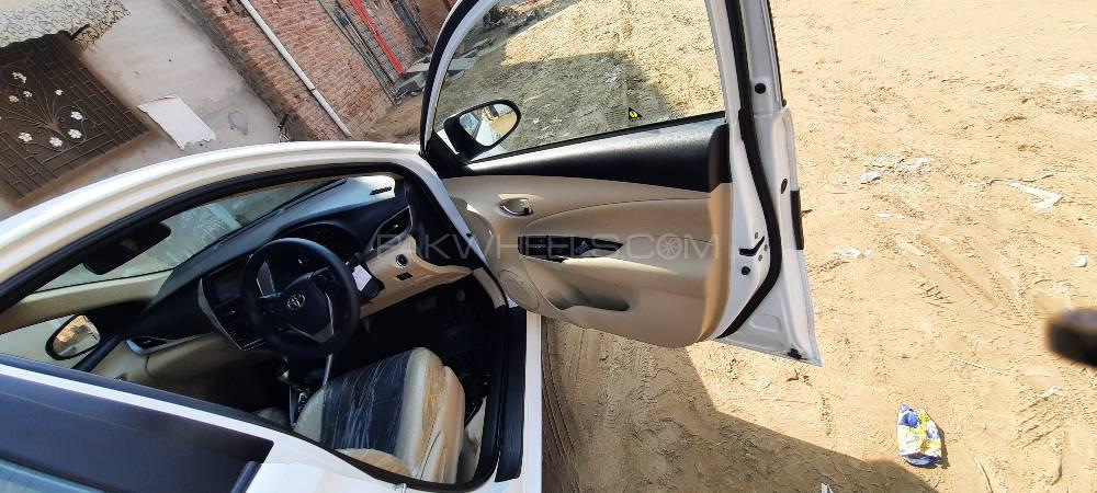 ٹویوٹا یارس سیڈان 2020 for Sale in سیالکوٹ ٹویوٹا یارس سیڈان 2020 for Sale in سیالکوٹ Image-6