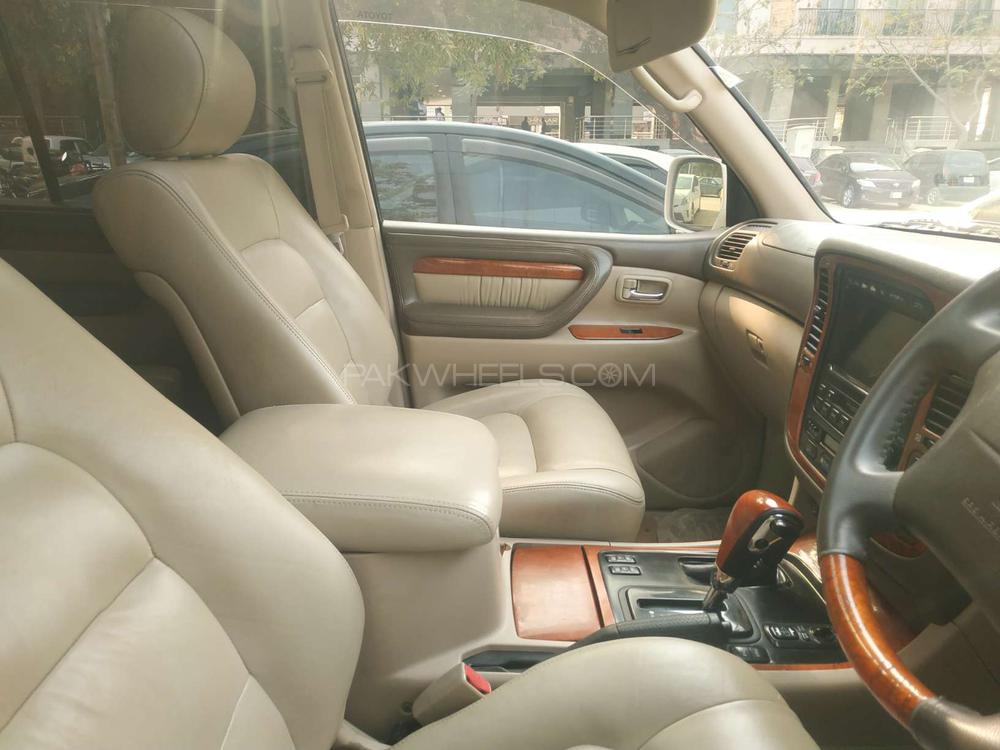 ٹویوٹا لینڈ کروزر 2001 for Sale in اسلام آباد ٹویوٹا لینڈ کروزر 2001 for Sale in اسلام آباد Image-7