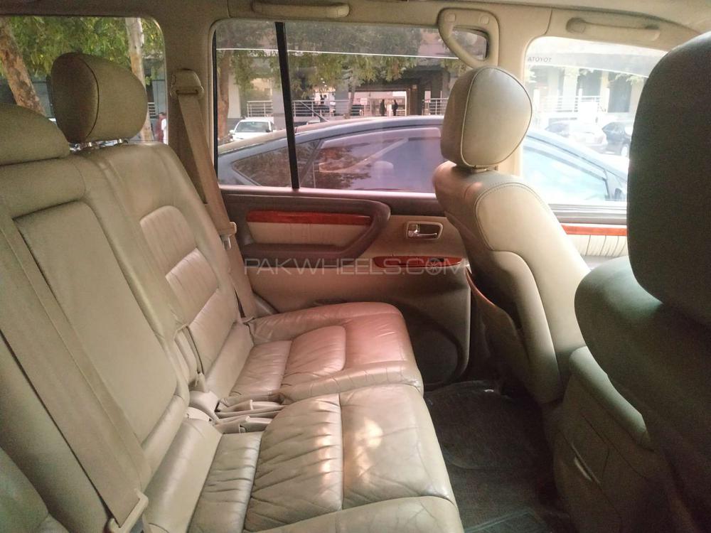 ٹویوٹا لینڈ کروزر 2001 for Sale in اسلام آباد ٹویوٹا لینڈ کروزر 2001 for Sale in اسلام آباد Image-10