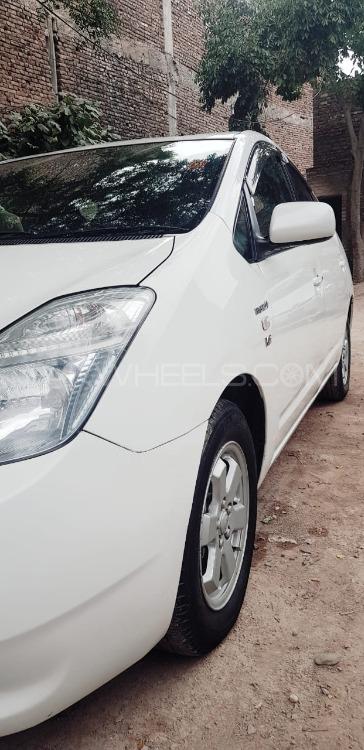 Toyota Prius 2008 for Sale in Peshawar Image-1