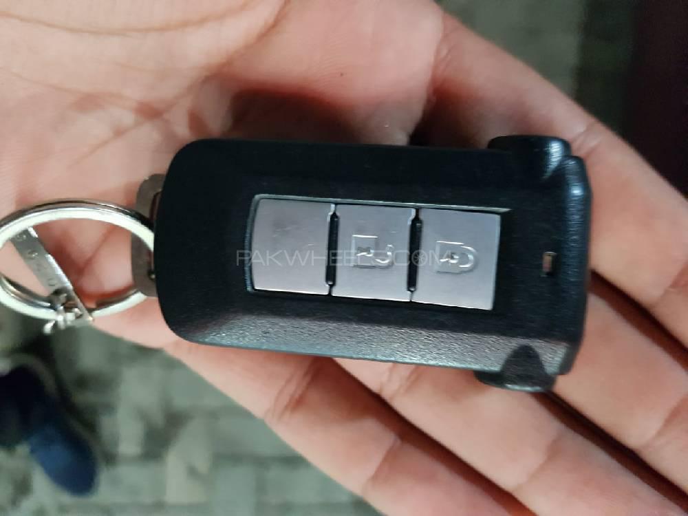 Mitsubishi Ek Wagon 2014 for Sale in Lahore Mitsubishi Ek Wagon 2014 for Sale in Lahore Image-6