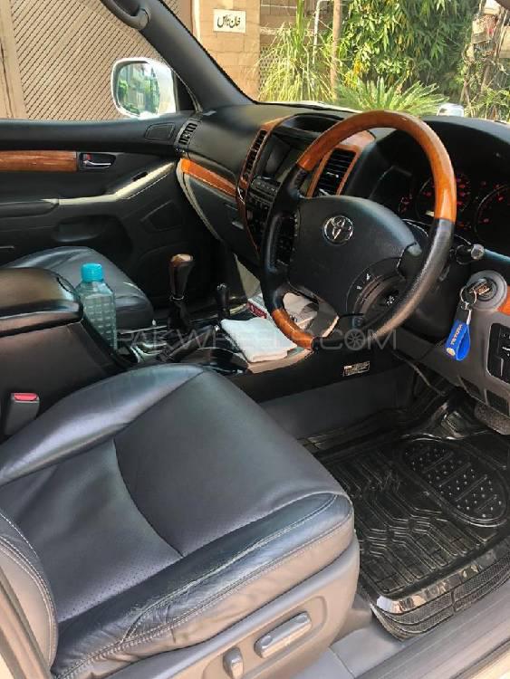 Toyota Prado 2004 for Sale in Lahore Toyota Prado 2004 for Sale in Lahore Image-11