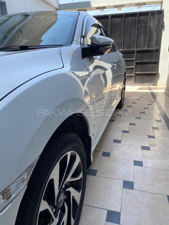 ہونڈا سوک 2018 for Sale in گجرات ہونڈا سوک 2018 for Sale in گجرات Image-2