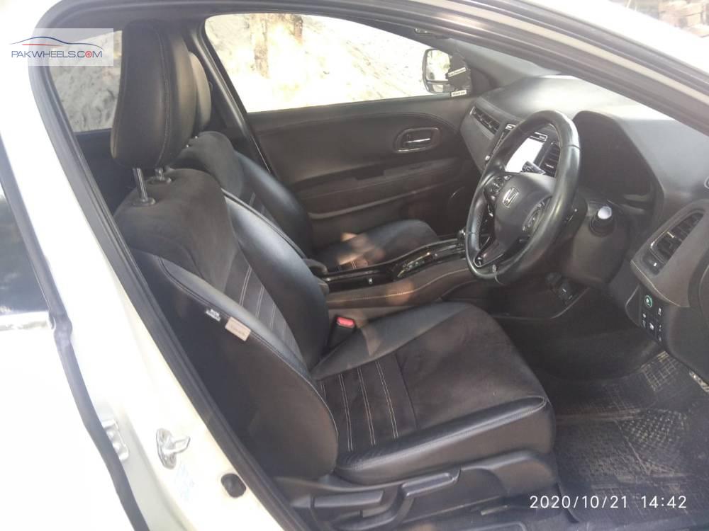 Honda Vezel 2016 for Sale in Islamabad Honda Vezel 2016 for Sale in Islamabad Image-8