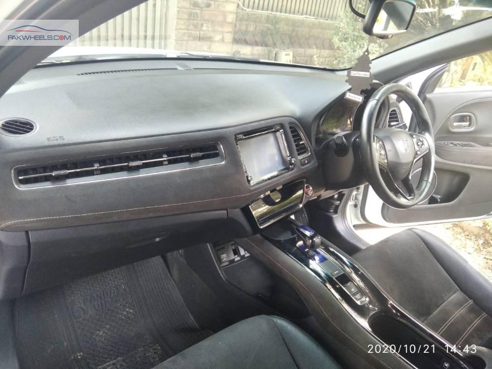 Honda Vezel 2016 for Sale in Islamabad Honda Vezel 2016 for Sale in Islamabad Image-11