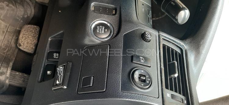 Toyota Crown 2004 for Sale in Rawalpindi Toyota Crown 2004 for Sale in Rawalpindi Image-4