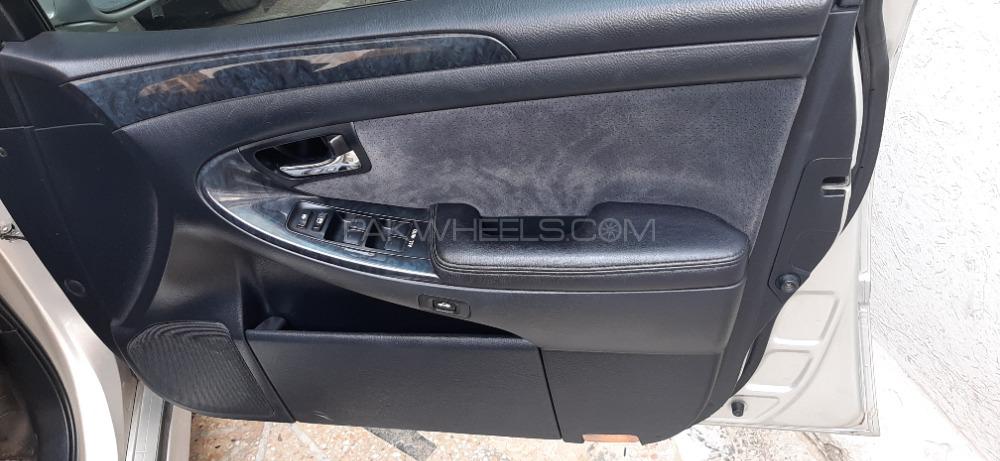 Toyota Crown 2004 for Sale in Rawalpindi Toyota Crown 2004 for Sale in Rawalpindi Image-8