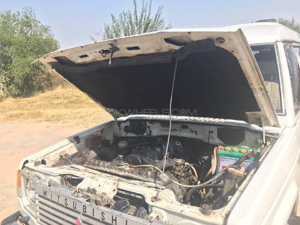 Mitsubishi Pajero 1987 for Sale in Islamabad Mitsubishi Pajero 1987 for Sale in Islamabad Image-10