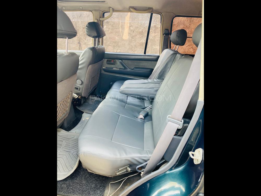 Toyota Land Cruiser 1996 for Sale in Islamabad Toyota Land Cruiser 1996 for Sale in Islamabad Image-9