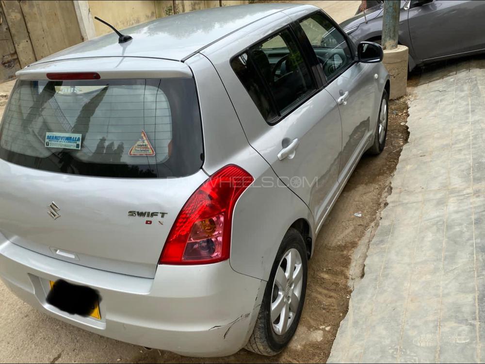 Suzuki Swift 2015 for Sale in Karachi Image-1