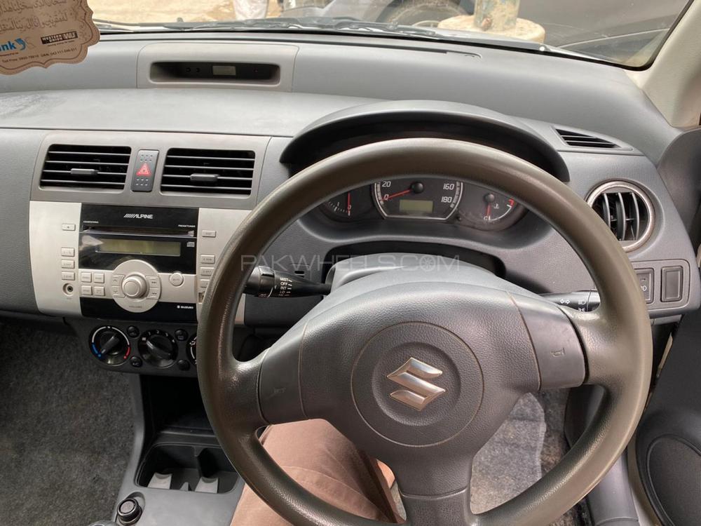 Suzuki Swift 2015 for Sale in Karachi Suzuki Swift 2015 for Sale in Karachi Image-6