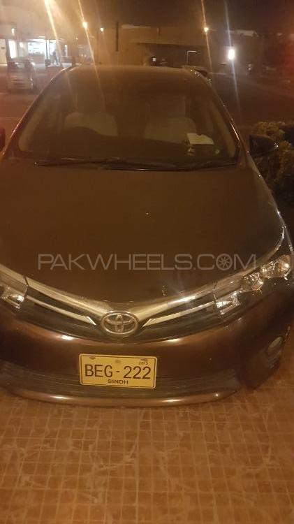 Toyota Corolla 2015 for Sale in Karachi Image-1