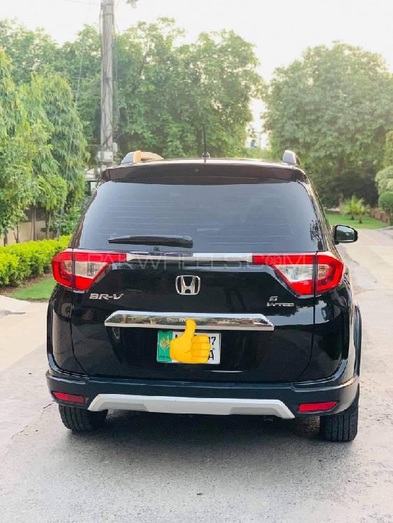 Honda BR-V 2017 for Sale in Lahore Image-1