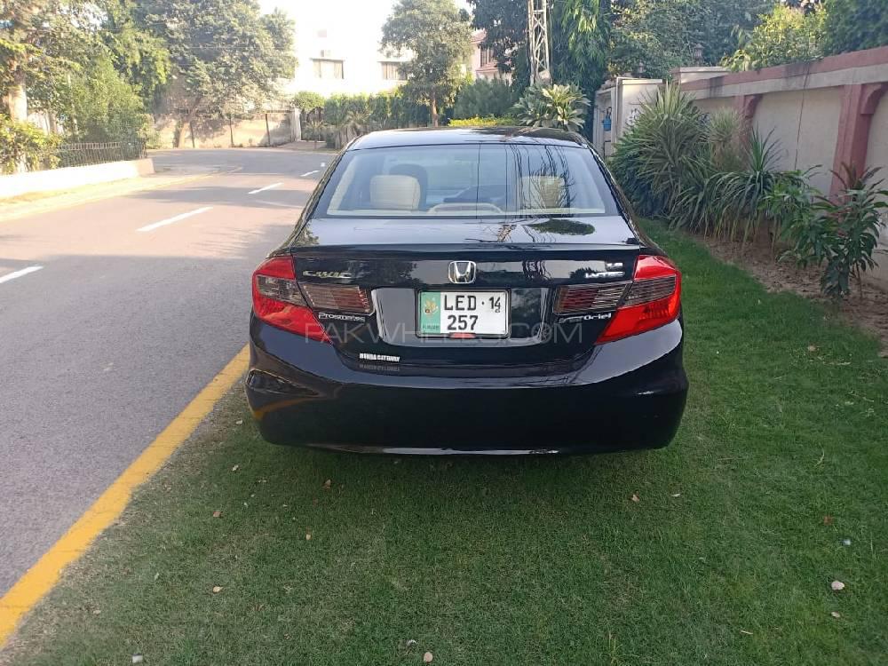 Honda Civic 2014 for Sale in Lahore Honda Civic 2014 for Sale in Lahore Image-11