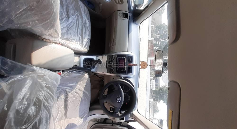 Toyota Corolla 2014 for Sale in Hafizabad Toyota Corolla 2014 for Sale in Hafizabad Image-5