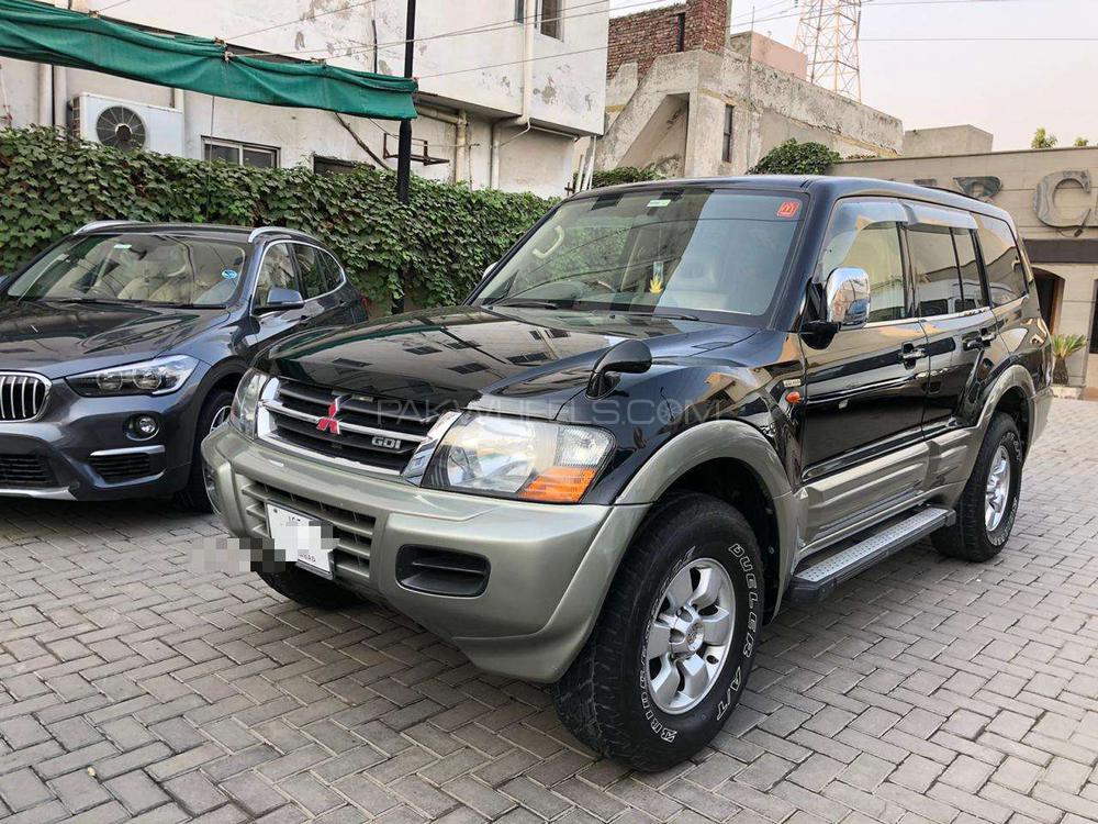 Mitsubishi Pajero 2000 for Sale in Lahore Mitsubishi Pajero 2000 for Sale in Lahore Image-2