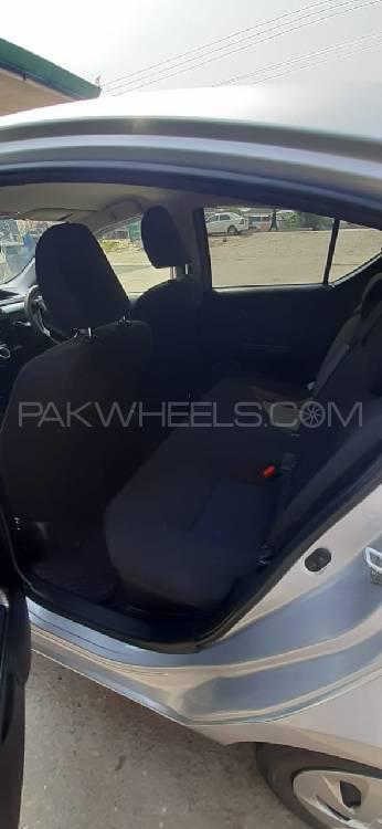 Toyota Aqua 2017 for Sale in Peshawar Toyota Aqua 2017 for Sale in Peshawar Image-9
