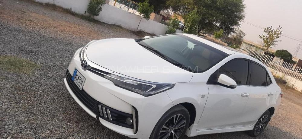 Toyota Corolla 2018 for Sale in Bannu Toyota Corolla 2018 for Sale in Bannu Image-3