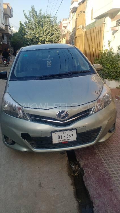 Toyota Vitz 2014 for Sale in Faisalabad Image-1