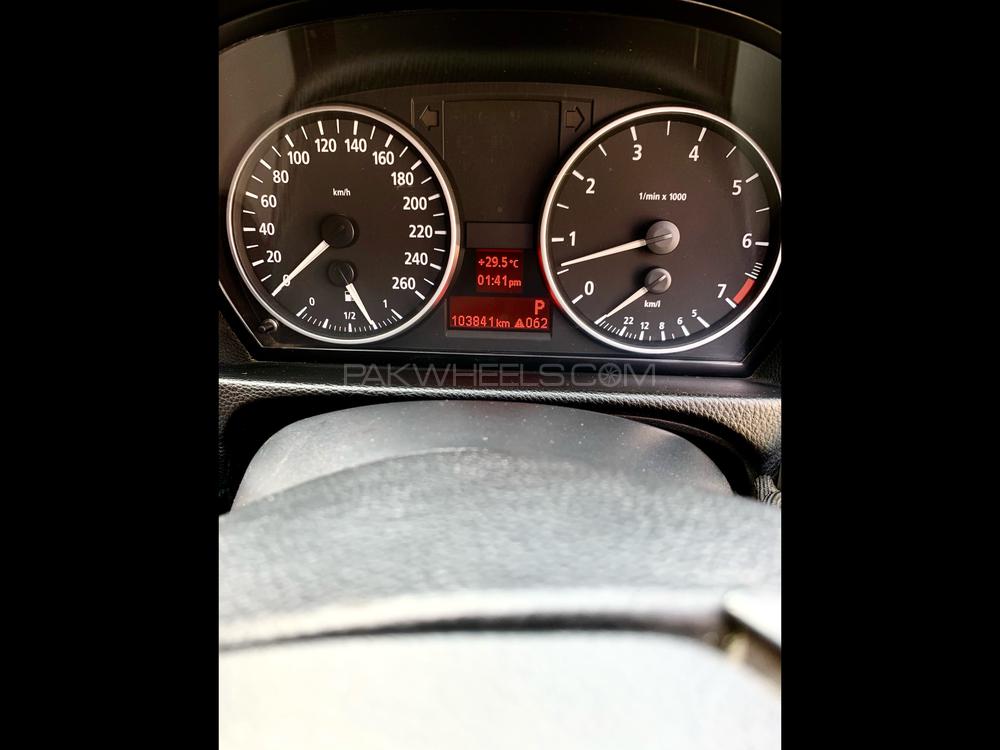 بی ایم ڈبلیو 3 سیریز 2008 for Sale in لاہور بی ایم ڈبلیو 3 سیریز 2008 for Sale in لاہور Image-15