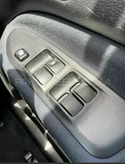 مٹسوبیشی لینسر 2006 for Sale in لاہور مٹسوبیشی لینسر 2006 for Sale in لاہور Image-7