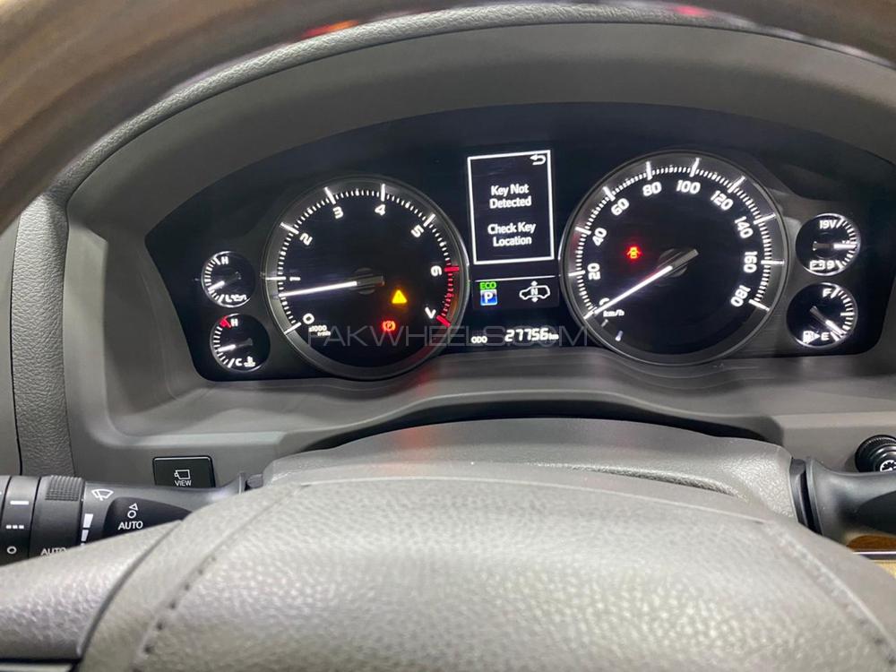 Toyota Land Cruiser 2016 for Sale in Islamabad Toyota Land Cruiser 2016 for Sale in Islamabad Image-9