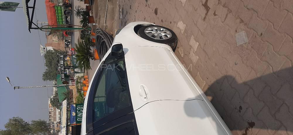 Toyota Vitz 2010 for Sale in Peshawar Toyota Vitz 2010 for Sale in Peshawar Image-8
