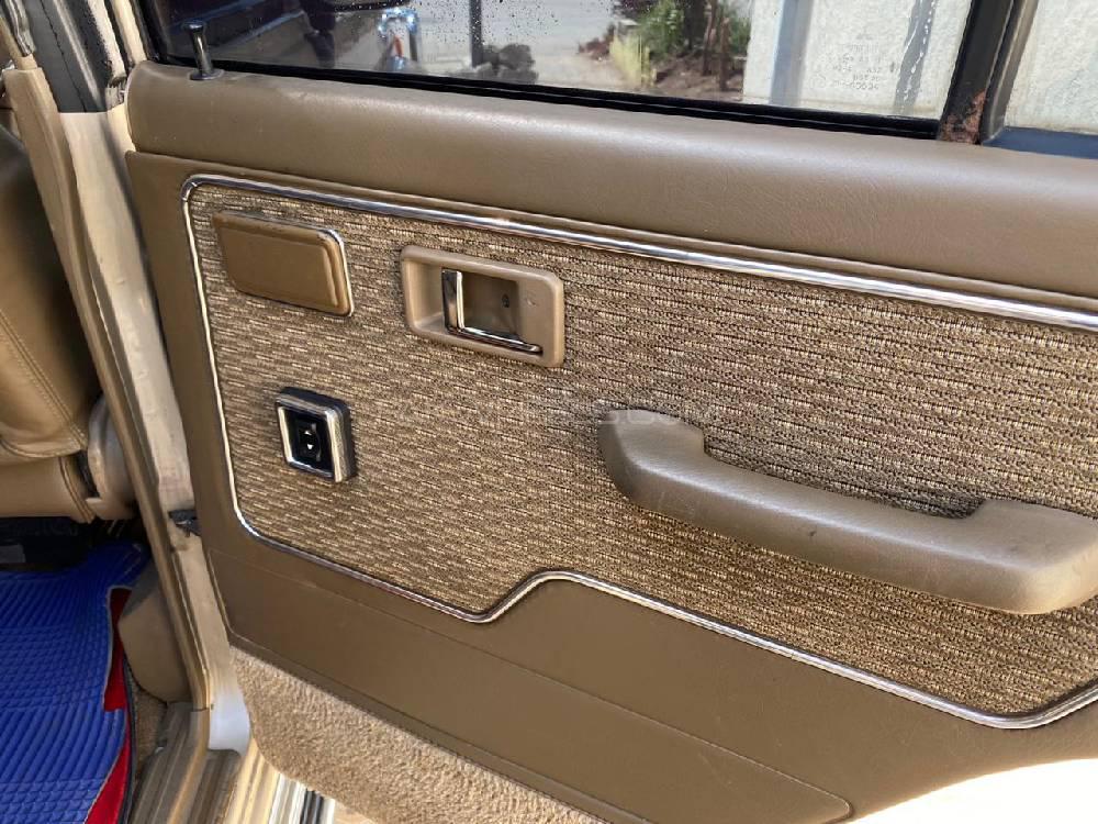 Mitsubishi Pajero 1990 for Sale in Multan Mitsubishi Pajero 1990 for Sale in Multan Image-3