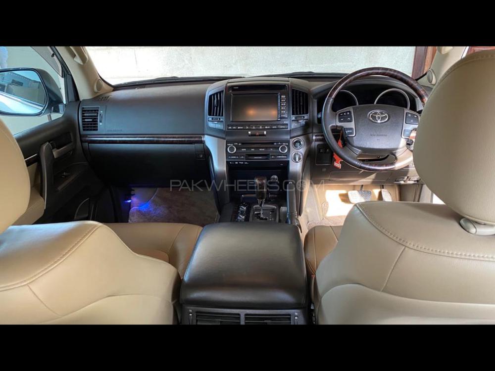 ٹویوٹا لینڈ کروزر 2010 for Sale in اسلام آباد ٹویوٹا لینڈ کروزر 2010 for Sale in اسلام آباد Image-13
