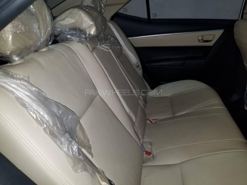 Toyota Corolla 2018 for Sale in Multan Toyota Corolla 2018 for Sale in Multan Image-10