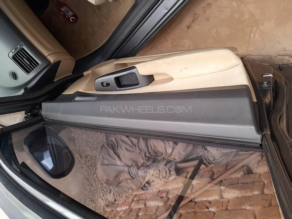 Honda Civic 2010 for Sale in Faisalabad Honda Civic 2010 for Sale in Faisalabad Image-8