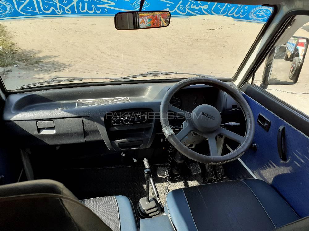 Suzuki Bolan 2018 for Sale in Gujranwala Suzuki Bolan 2018 for Sale in Gujranwala Image-4
