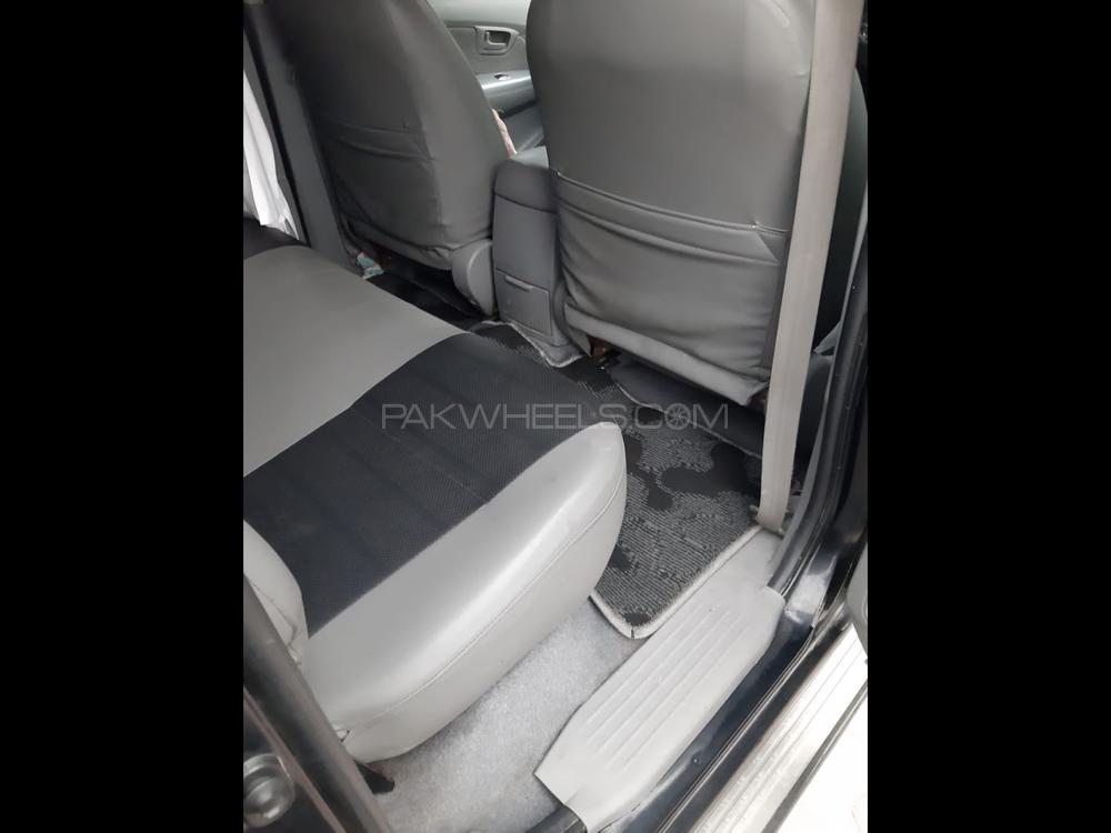 Toyota Hilux 2011 for Sale in Haripur Toyota Hilux 2011 for Sale in Haripur Image-11