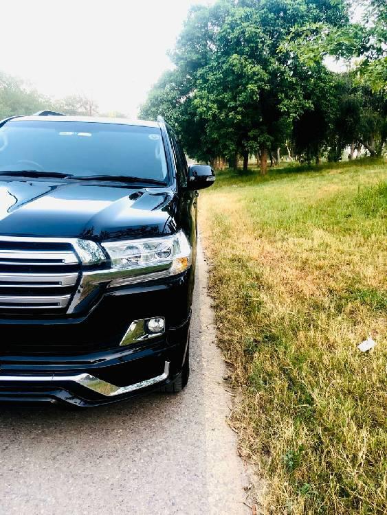 Toyota Land Cruiser 2012 for Sale in Lahore Toyota Land Cruiser 2012 for Sale in Lahore Image-2