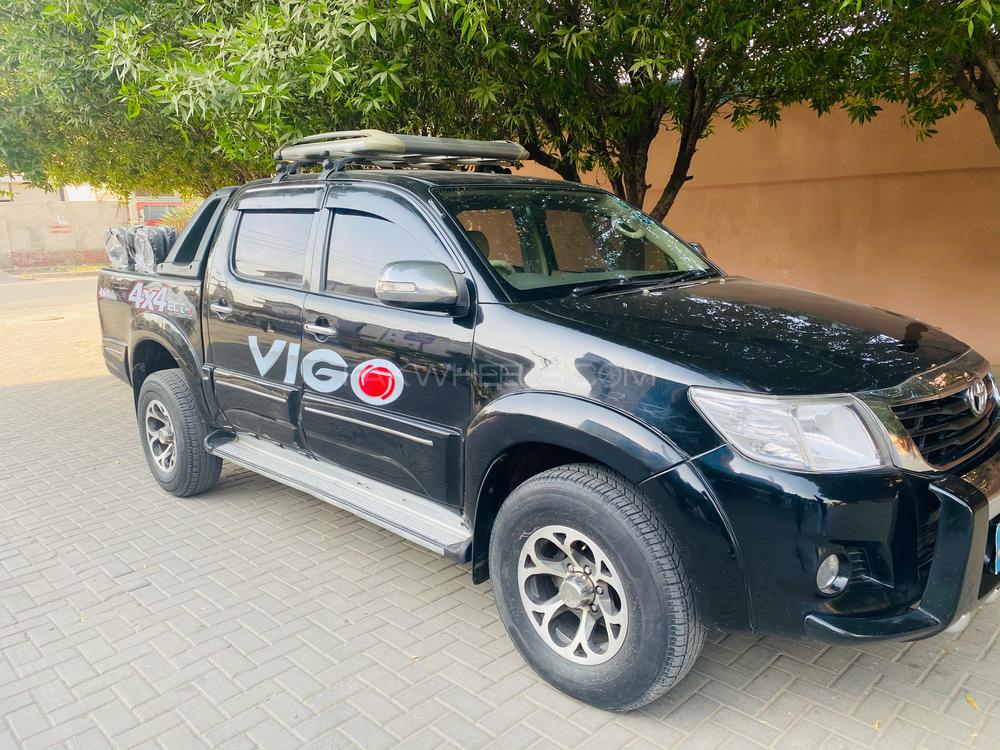 Toyota Hilux 2006 for Sale in Faisalabad Toyota Hilux 2006 for Sale in Faisalabad Image-4
