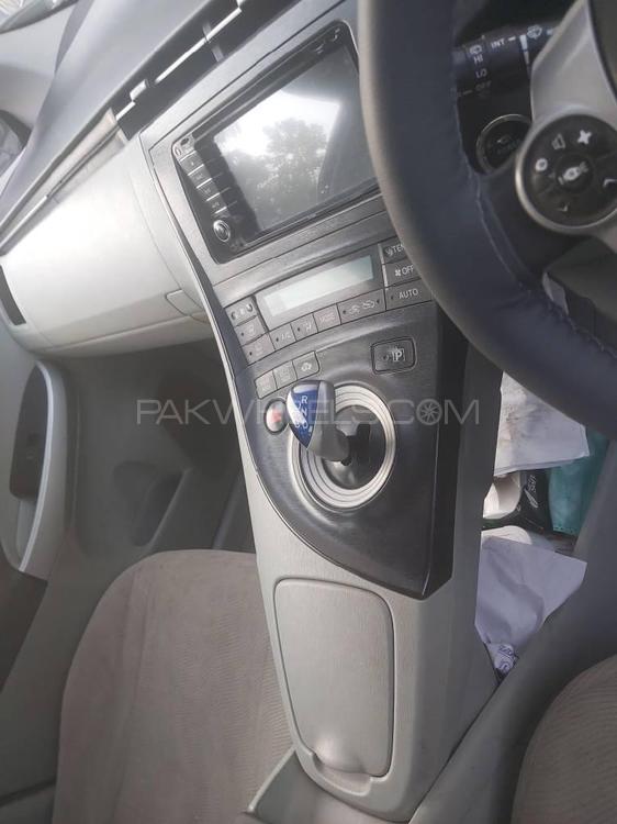ٹویوٹا پریوس 2010 for Sale in اسلام آباد ٹویوٹا پریوس 2010 for Sale in اسلام آباد Image-17