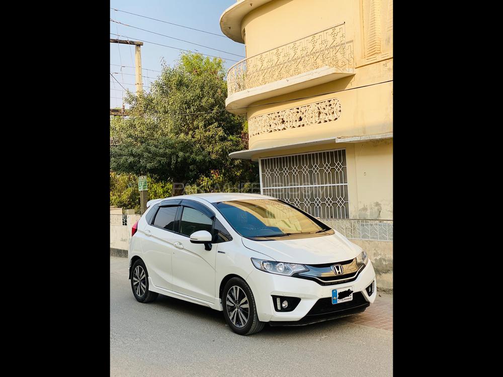 Honda Fit 2015 for Sale in Multan Image-1