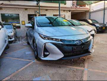 Toyota Prius 2017 for Sale in Karachi Image-1