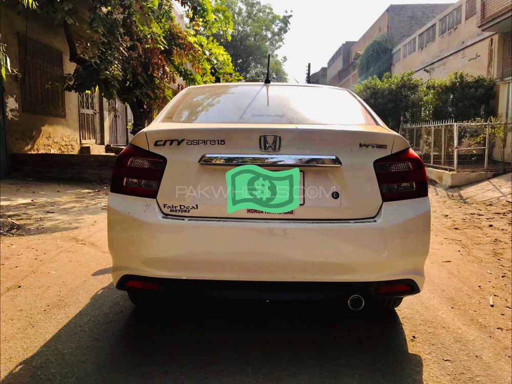 Honda City 2016 for Sale in Sargodha Honda City 2016 for Sale in Sargodha Image-2