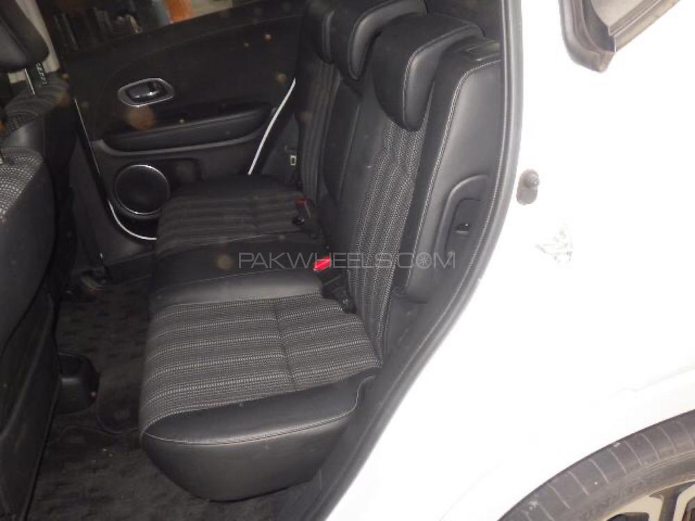Honda Vezel 2016 for Sale in Islamabad Honda Vezel 2016 for Sale in Islamabad Image-11