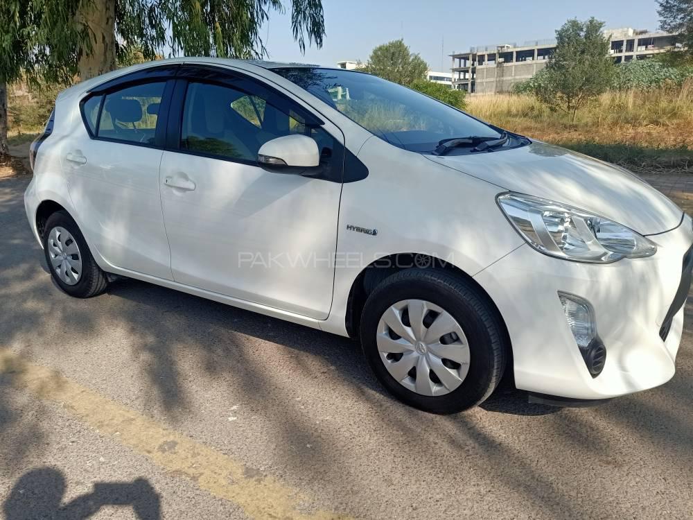Toyota Aqua 2017 for Sale in Islamabad Toyota Aqua 2017 for Sale in Islamabad Image-4