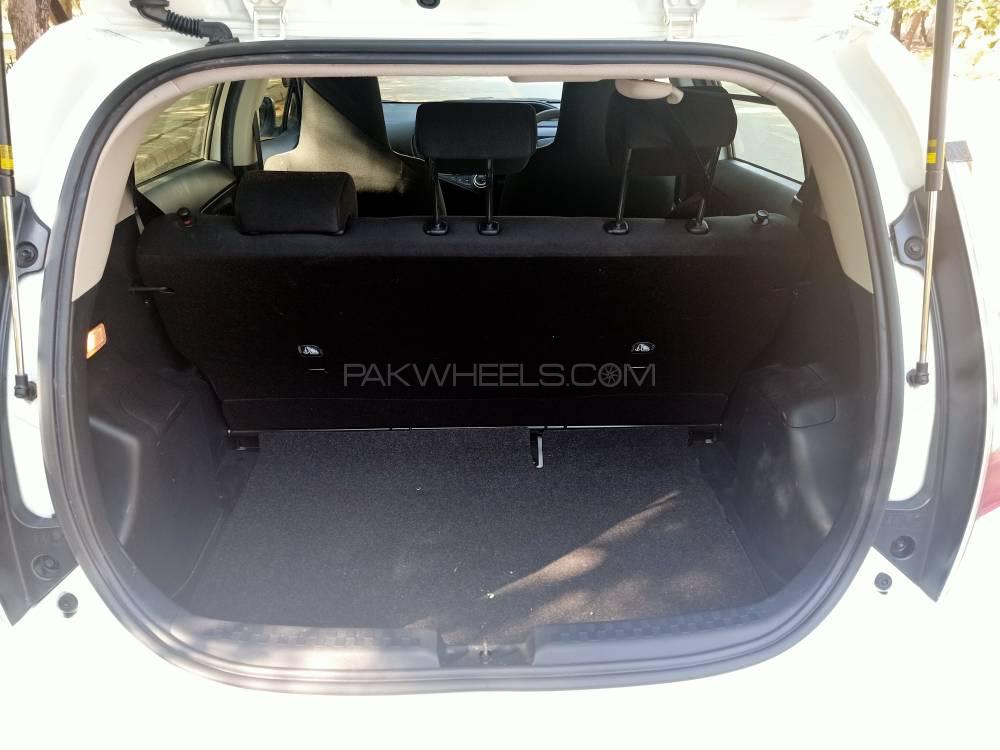 Toyota Aqua 2017 for Sale in Islamabad Toyota Aqua 2017 for Sale in Islamabad Image-13
