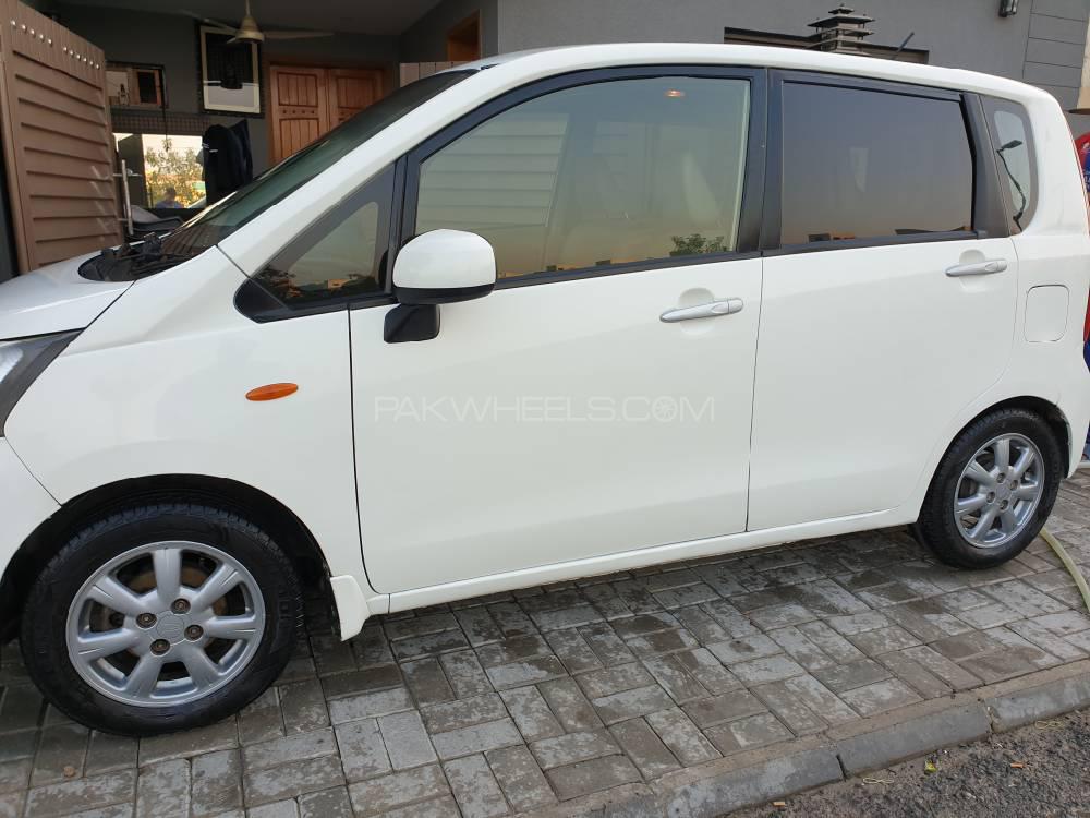 Daihatsu Move 2014 for Sale in Lahore Daihatsu Move 2014 for Sale in Lahore Image-4