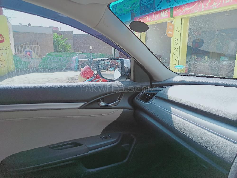 Honda Civic 2016 for Sale in D.G.Khan Image-1