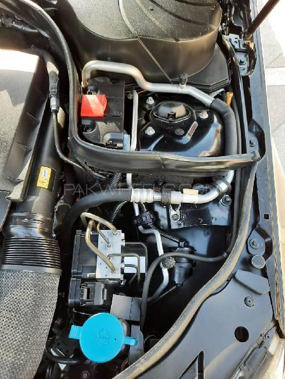 مرسڈیز بینز سی کلاس 2009 for Sale in لاہور مرسڈیز بینز سی کلاس 2009 for Sale in لاہور Image-16