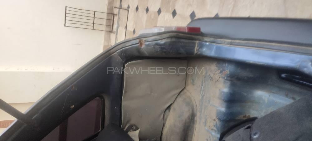 Suzuki Mehran 2010 for Sale in Lahore Suzuki Mehran 2010 for Sale in Lahore Image-7