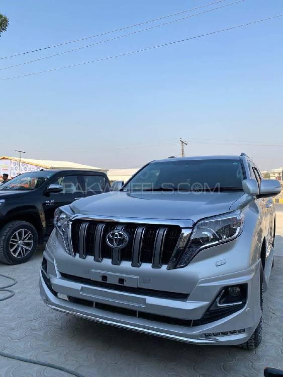 Toyota Prado 2017 for Sale in Hyderabad Toyota Prado 2017 for Sale in Hyderabad Image-11