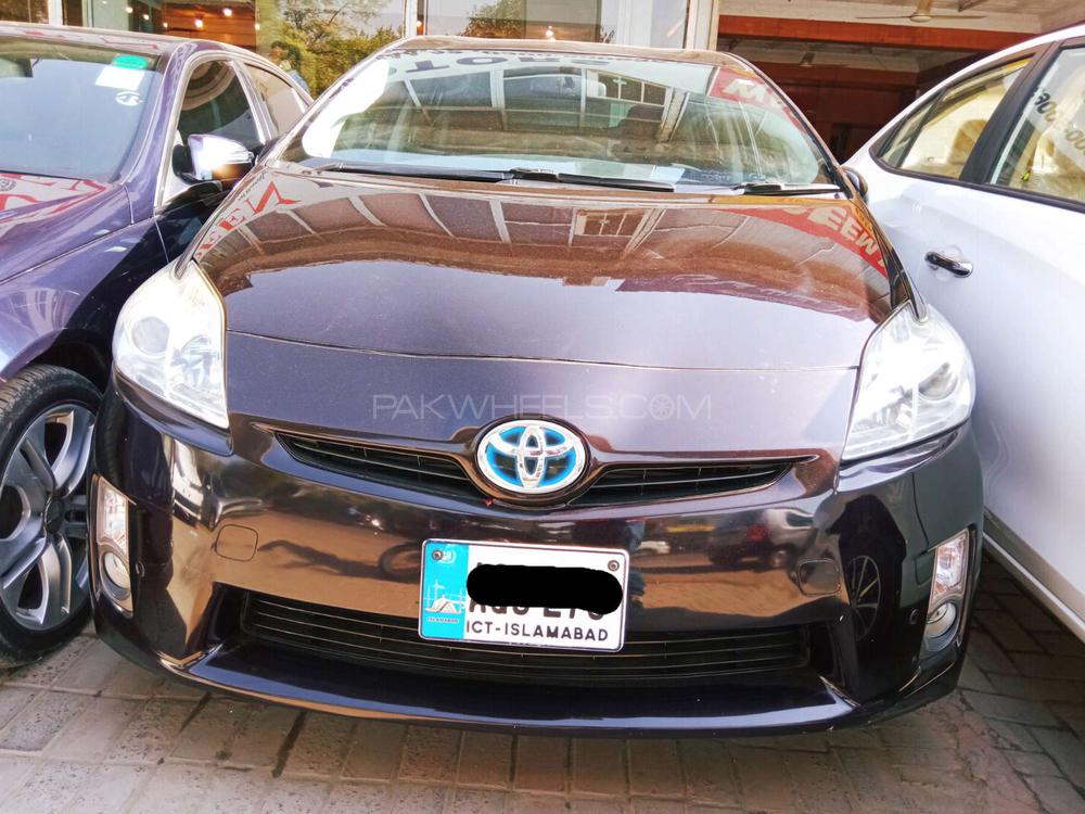 Toyota Prius 2013 for Sale in Rawalpindi Toyota Prius 2013 for Sale in Rawalpindi Image-2