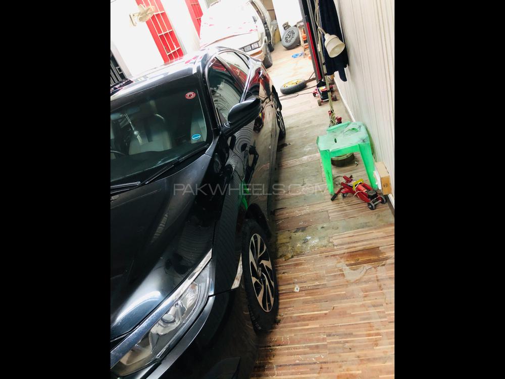 Honda Civic 2016 for Sale in Multan Honda Civic 2016 for Sale in Multan Image-13