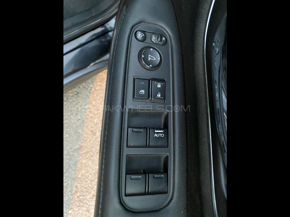 ہونڈا ویزِل 2014 for Sale in لاہور ہونڈا ویزِل 2014 for Sale in لاہور Image-6